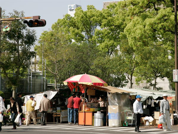 土佐の日曜市
